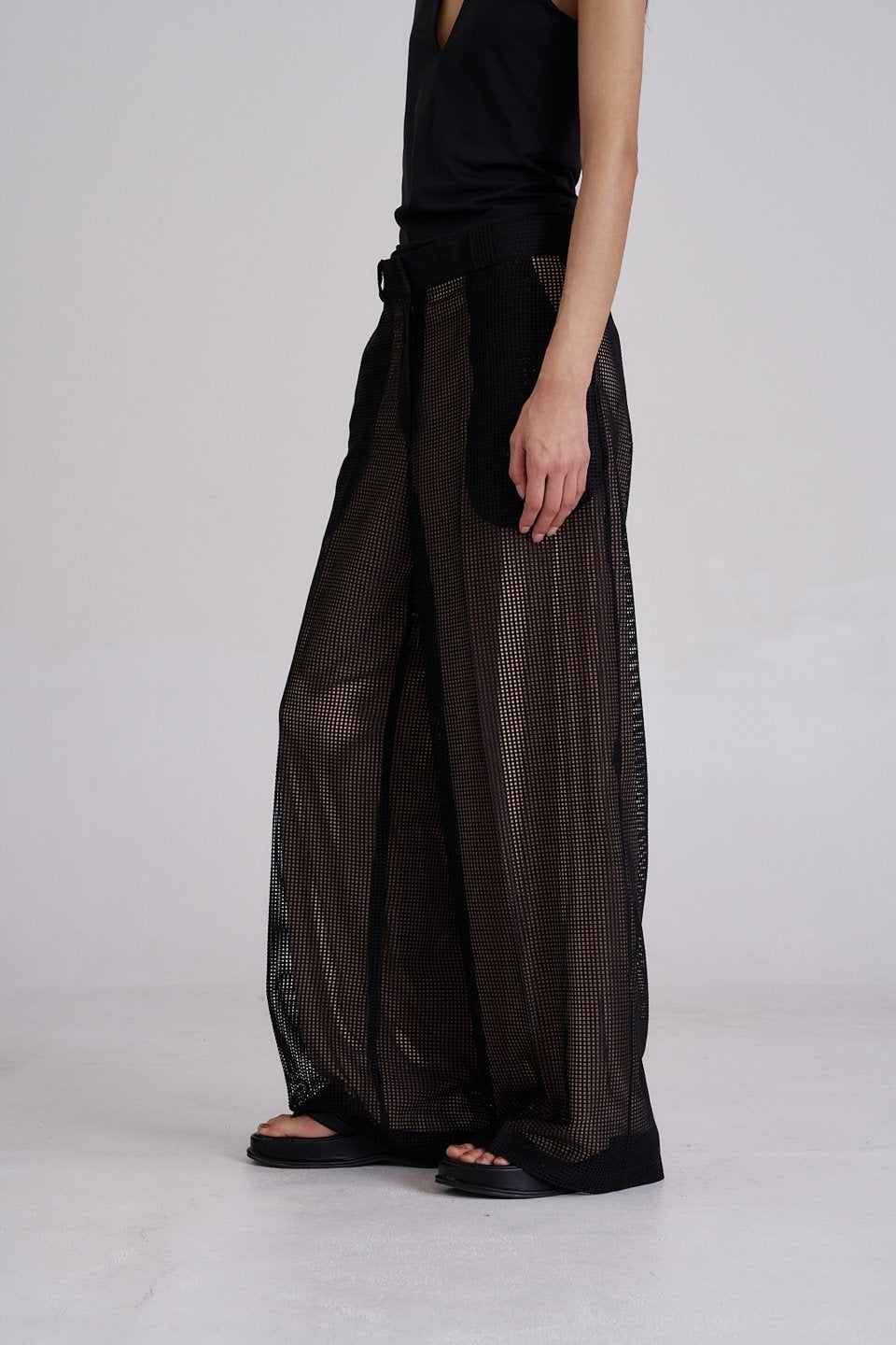 Mesh pants