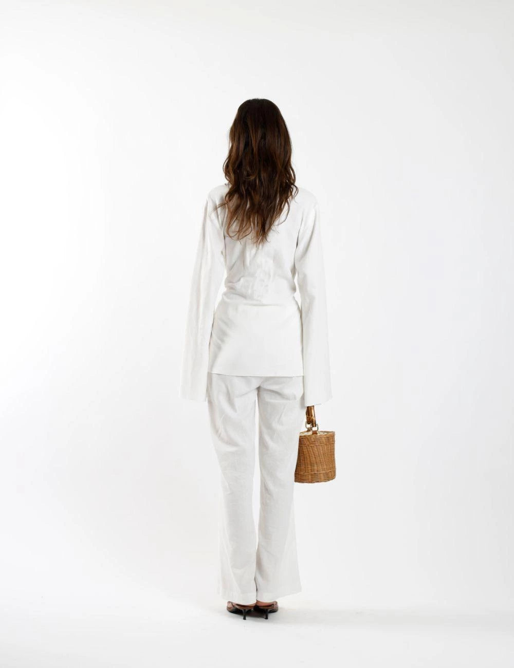 ode set in cream